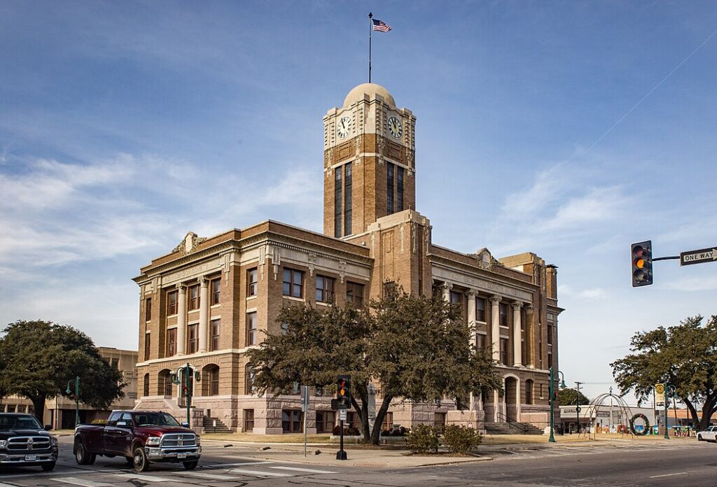Johnson County Courthouse in Cleburne,TX